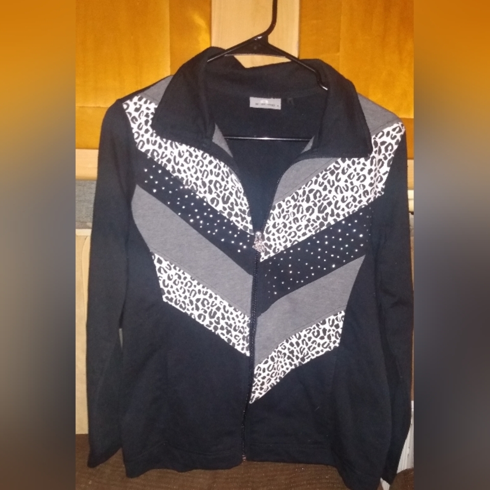 Women Activology Zip Animal Print With Rhinestones Sweater Size Petite Medium